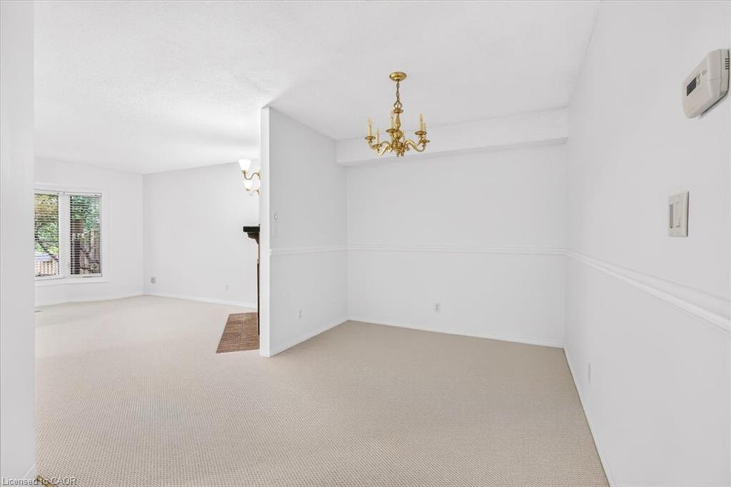 25-2230 Walker's Line Property Photo 5
