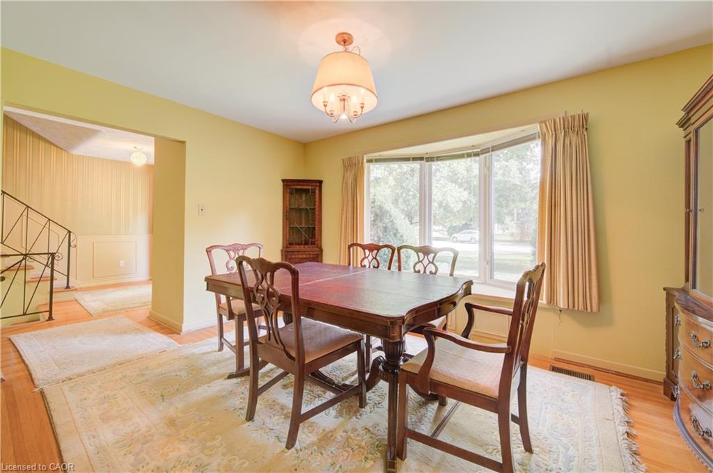 4 Mayfair Court Property Photo 7