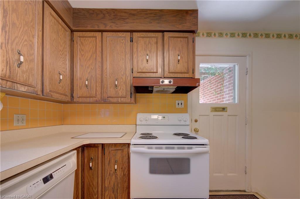 4 Mayfair Court Property Photo 12
