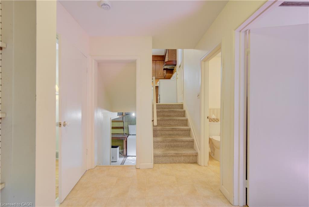 4 Mayfair Court Property Photo 14
