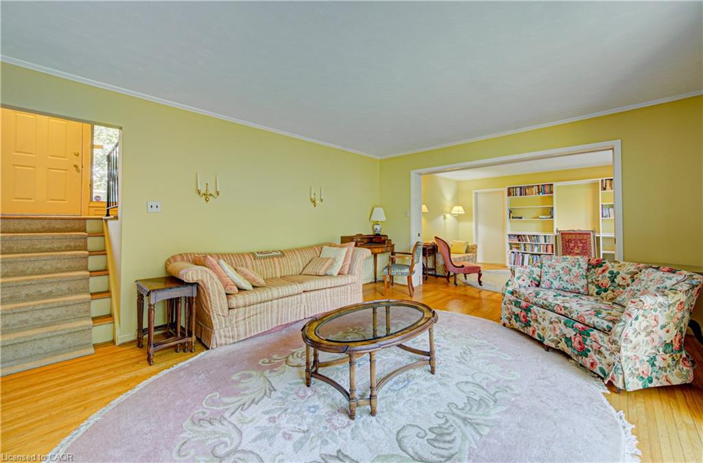 4 Mayfair Court Property Photo 18