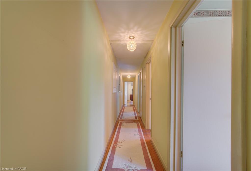 4 Mayfair Court Property Photo 27