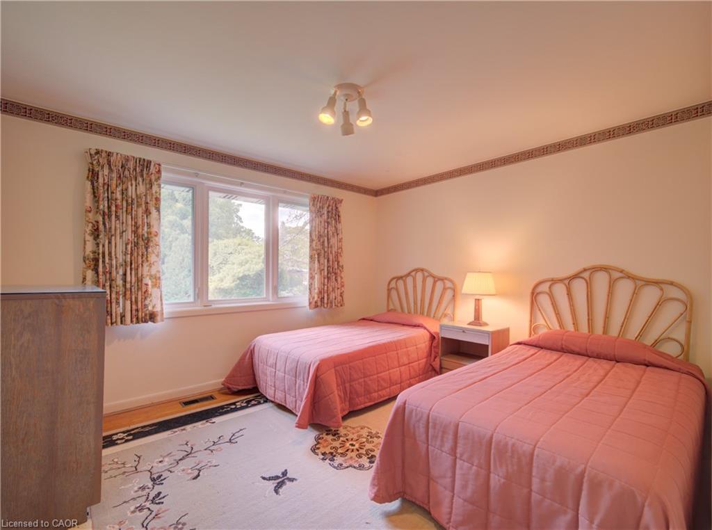 4 Mayfair Court Property Photo 28