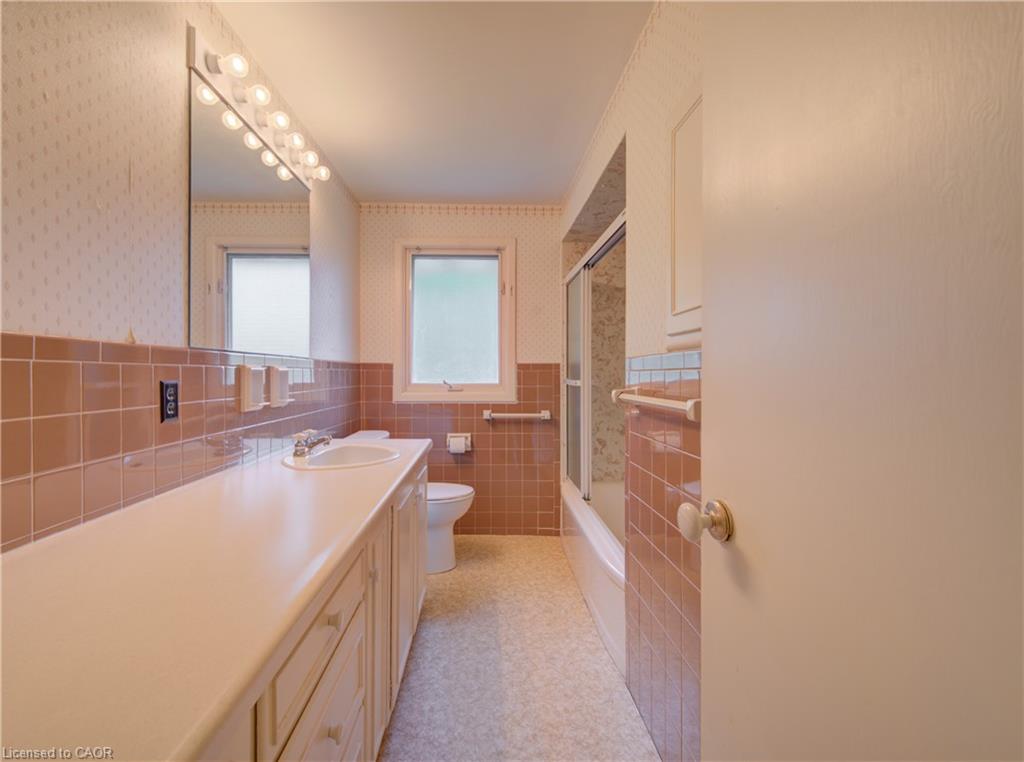 4 Mayfair Court Property Photo 29