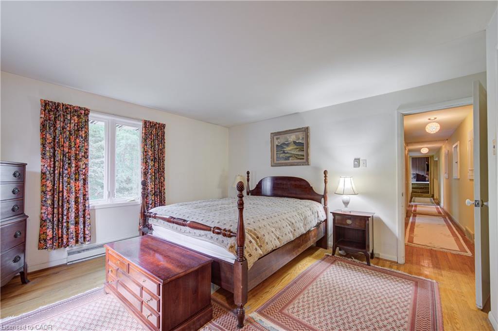 4 Mayfair Court Property Photo 32