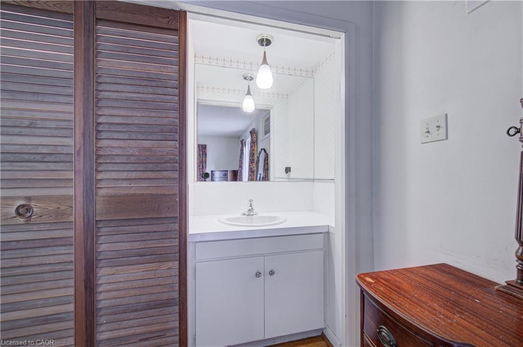 4 Mayfair Court Property Photo 33