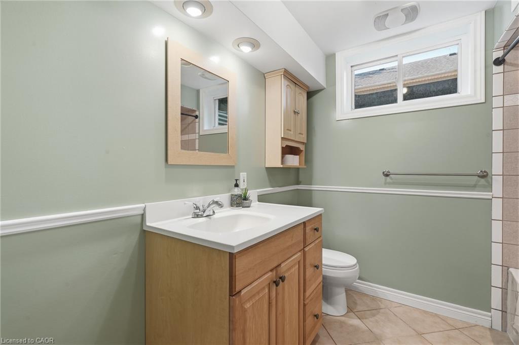 670 Thompson Road Property Photo 36
