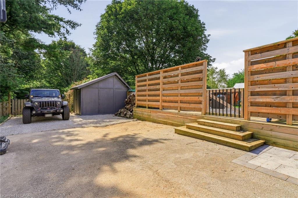 670 Thompson Road Property Photo 39