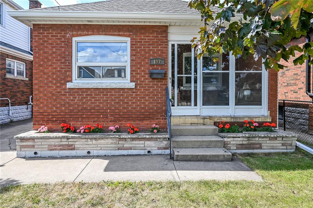 197 Fairfield Avenue Property Photo 3