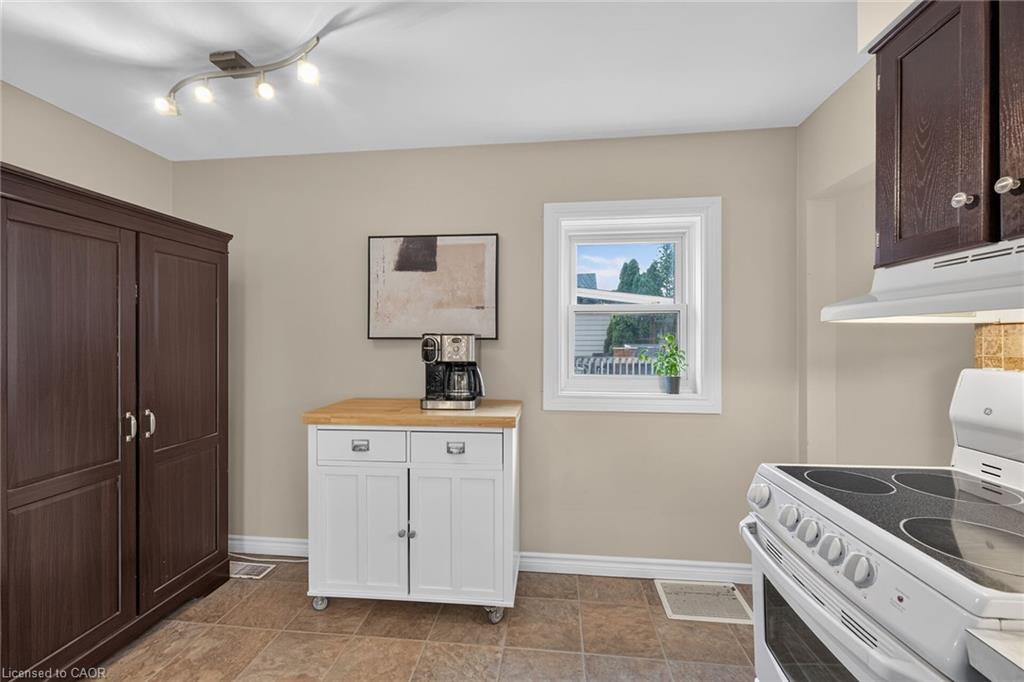 197 Fairfield Avenue Property Photo 14