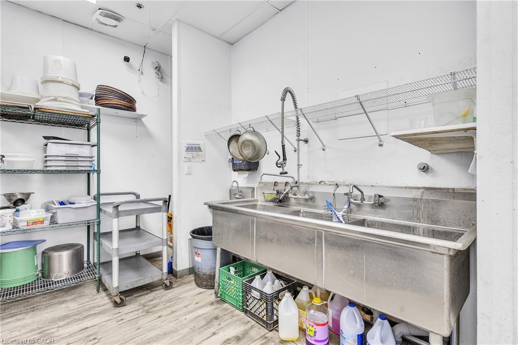 110a-545 Hespeler Road Property Photo 17
