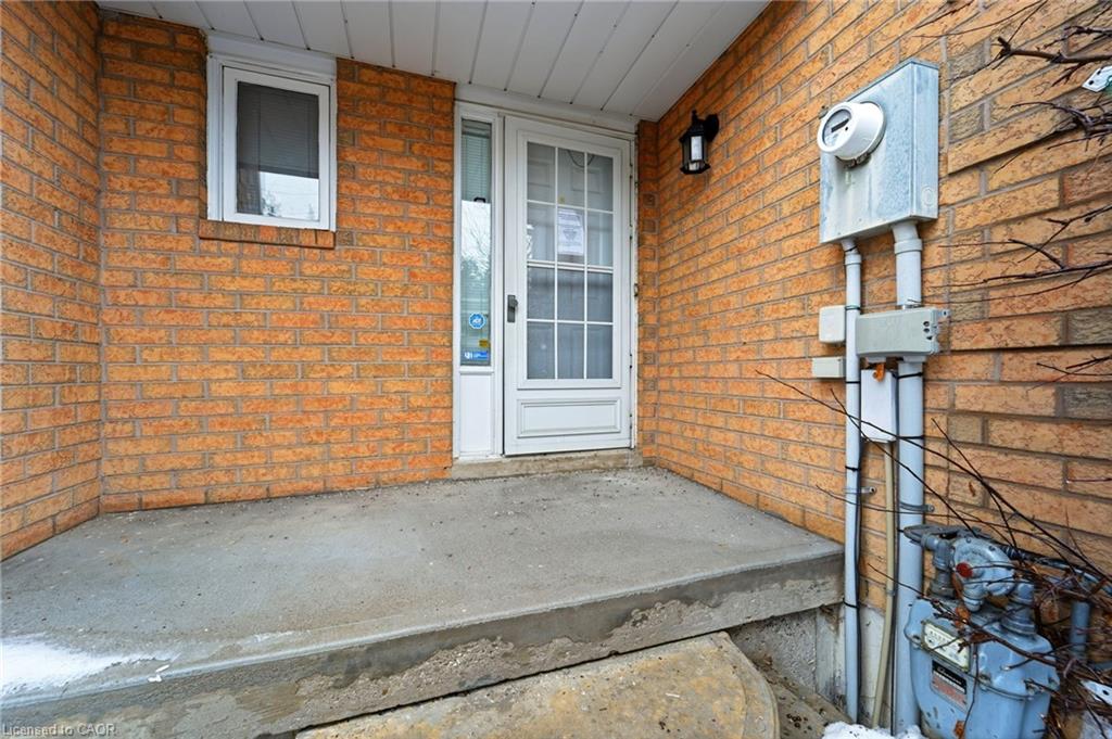 128 Toba Crescent Property Photo 5