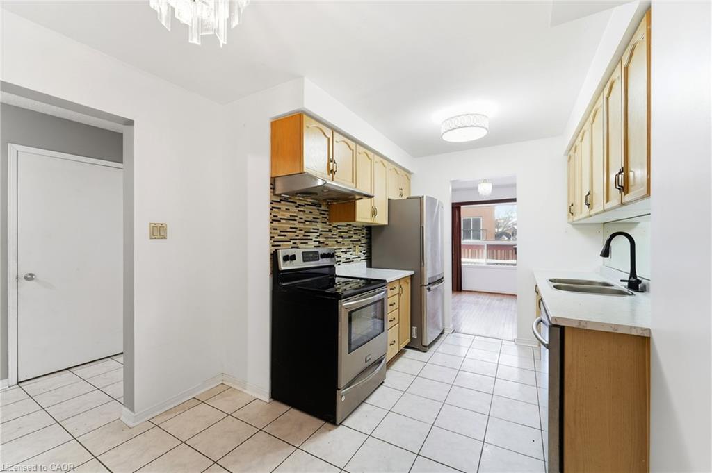 128 Toba Crescent Property Photo 11
