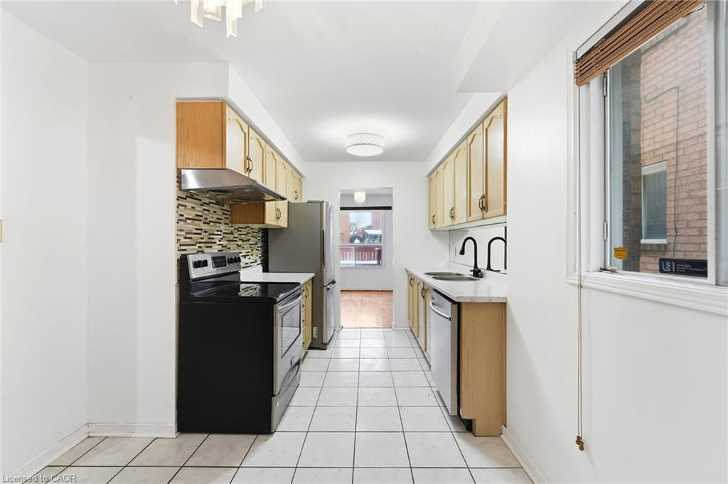 128 Toba Crescent Property Photo 12