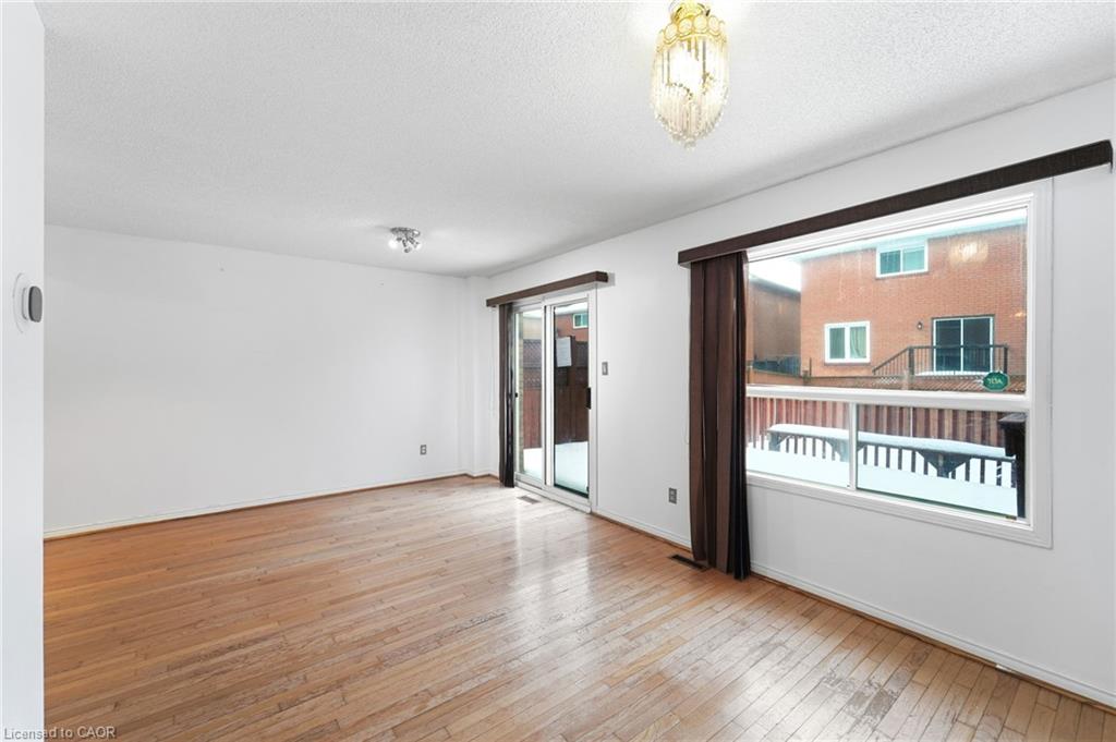 128 Toba Crescent Property Photo 14