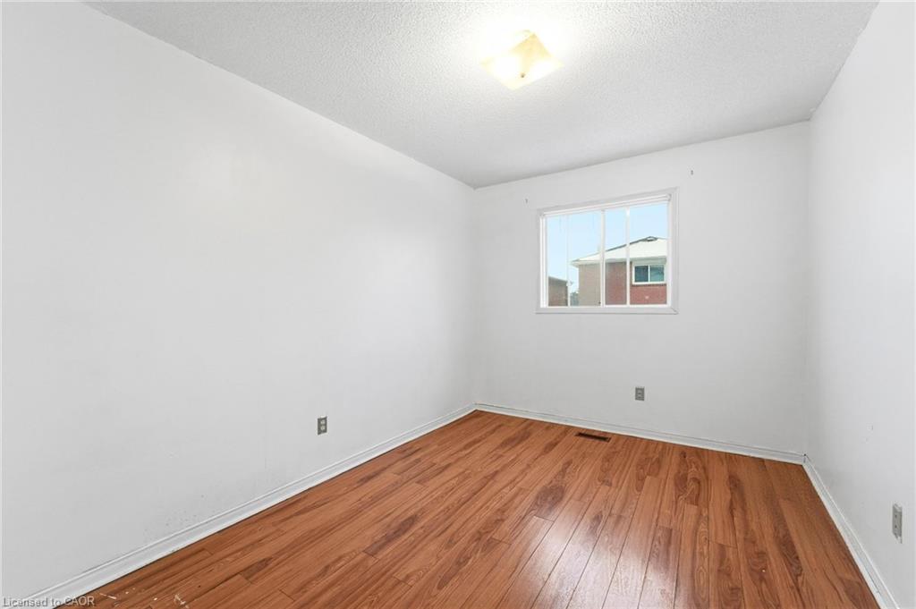 128 Toba Crescent Property Photo 18