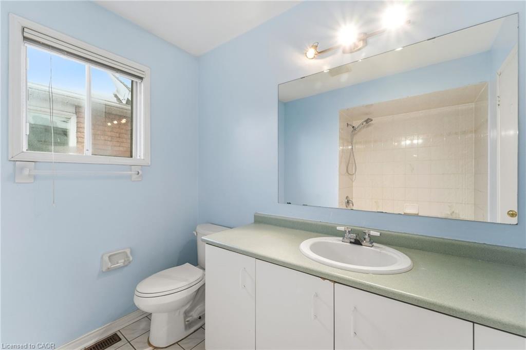128 Toba Crescent Property Photo 24