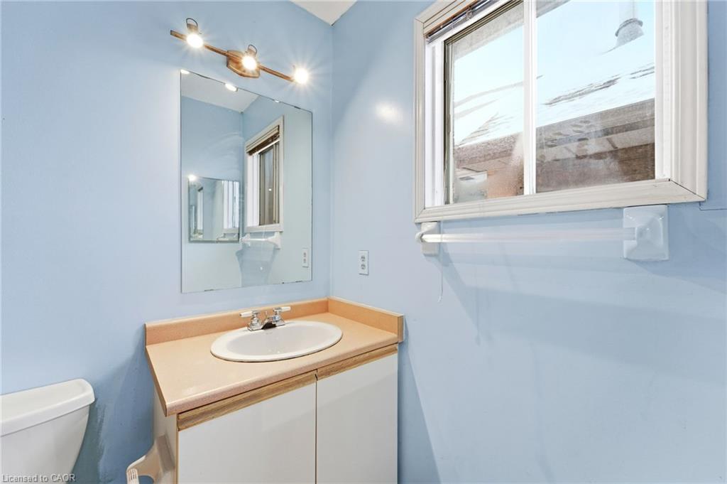 128 Toba Crescent Property Photo 29