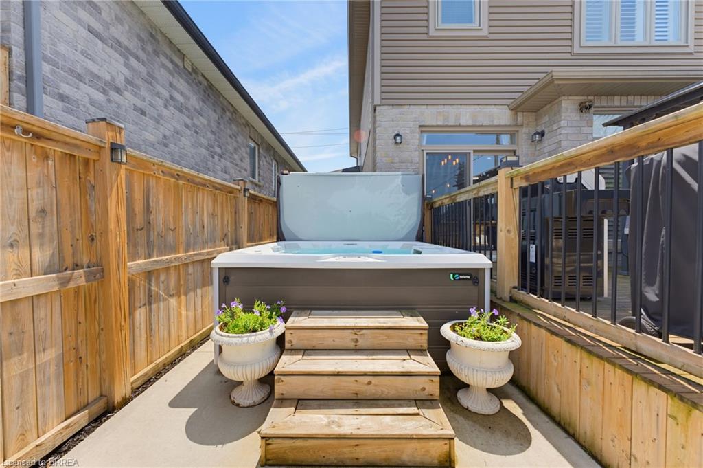 63a Clench Avenue Property Photo 35