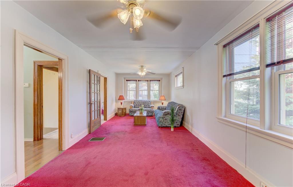 224 Weber Street E Property Photo 12