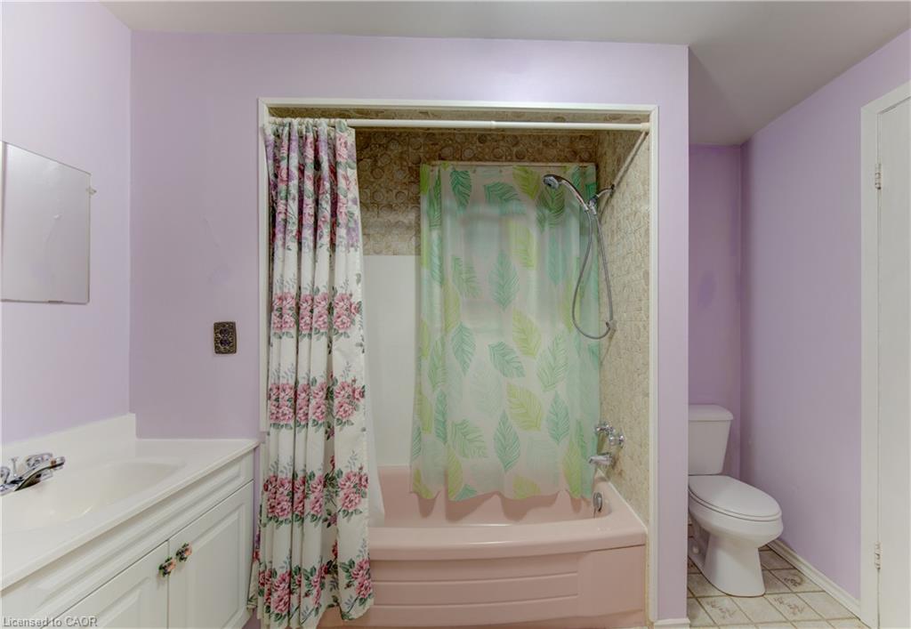 224 Weber Street E Property Photo 22