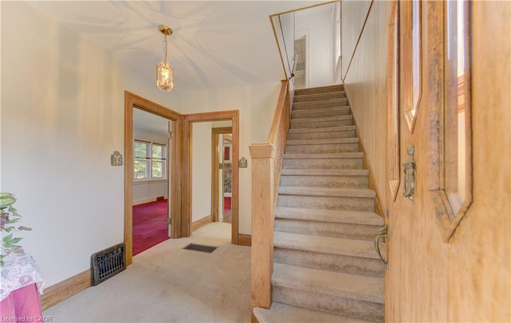 224 Weber Street E Property Photo 23