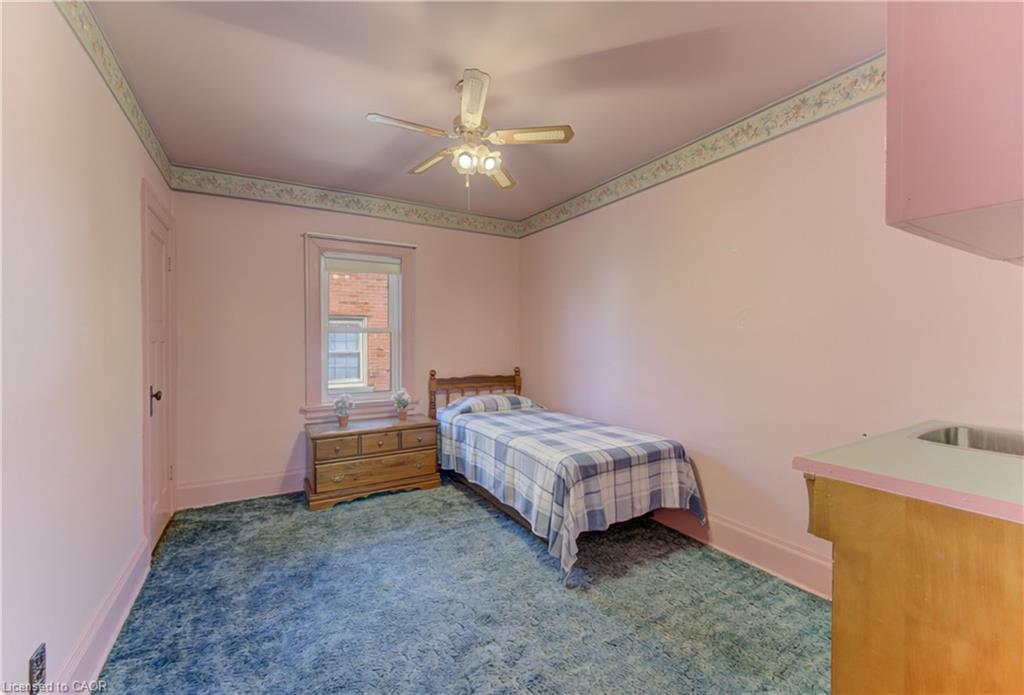 224 Weber Street E Property Photo 26