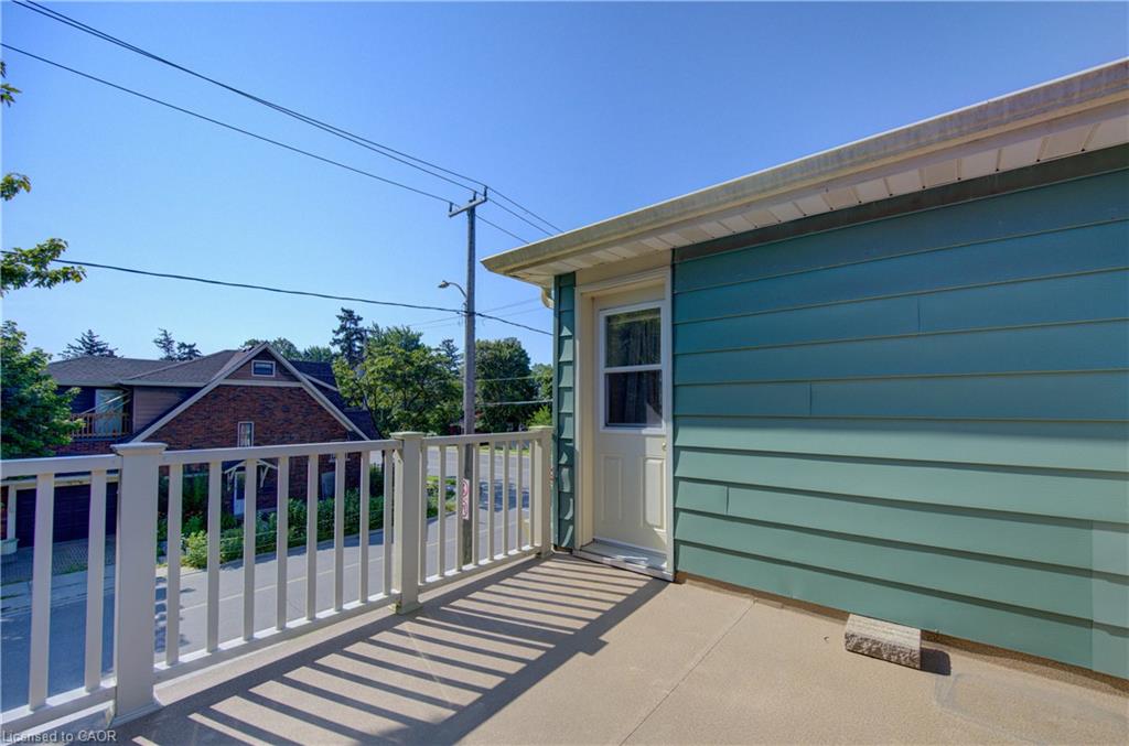 224 Weber Street E Property Photo 31