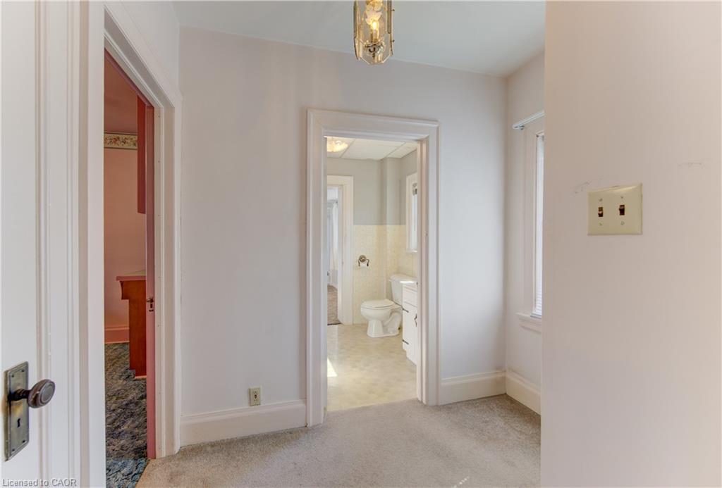 224 Weber Street E Property Photo 34