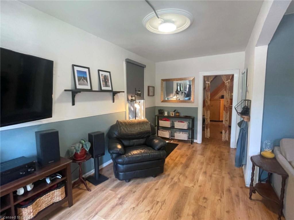 270 West 18th Street Property Photo 6