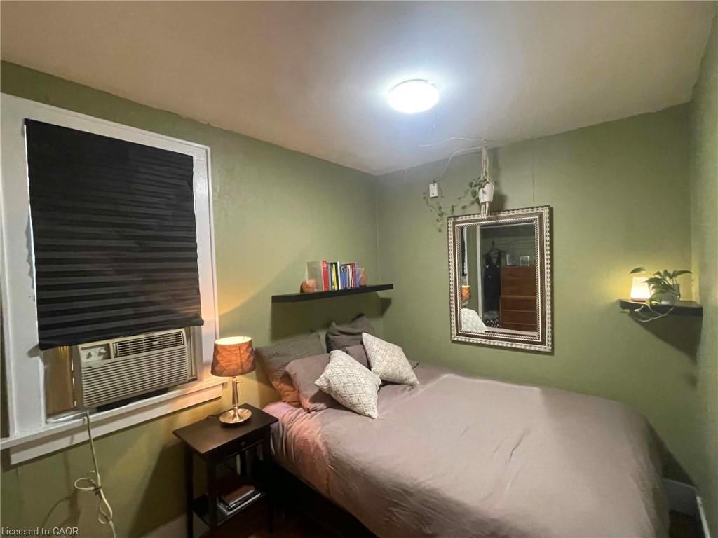 270 West 18th Street Property Photo 10