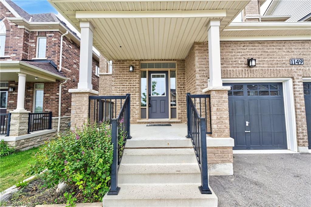 1149 Upper Thames Drive Property Photo 4