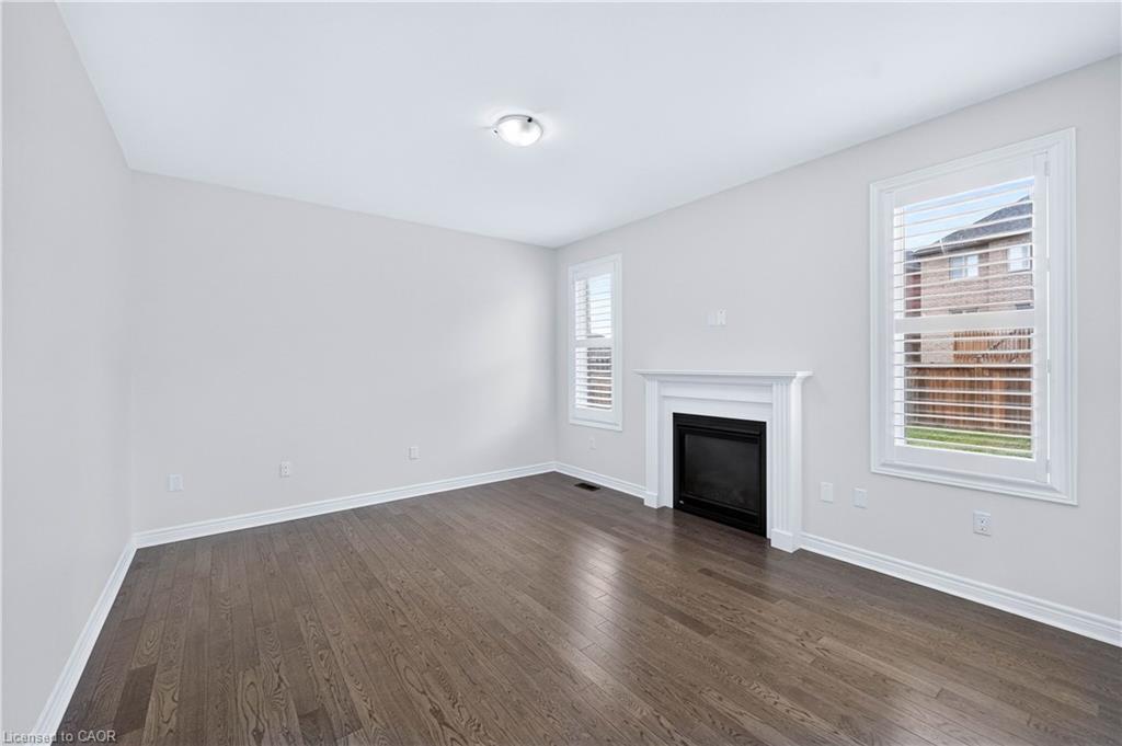 1149 Upper Thames Drive Property Photo 11