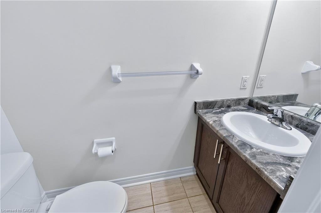 1149 Upper Thames Drive Property Photo 20