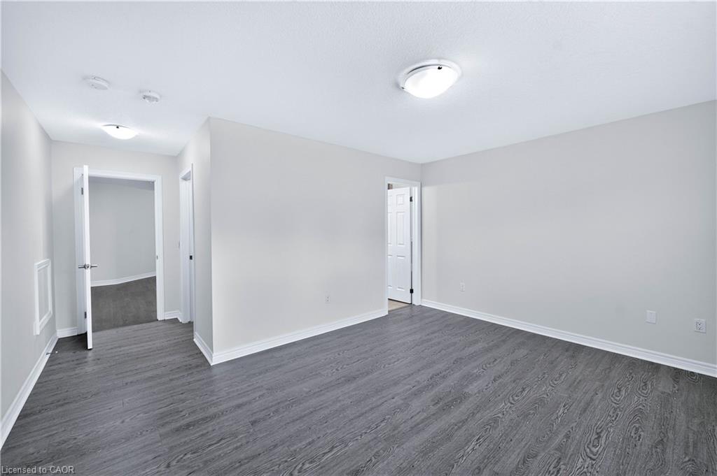 1149 Upper Thames Drive Property Photo 26