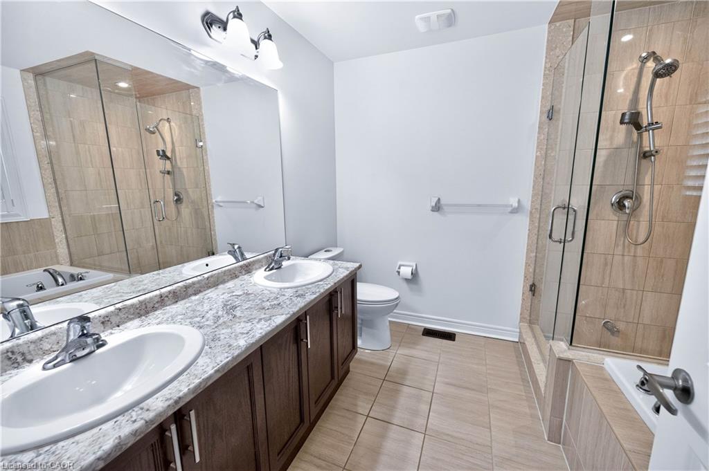 1149 Upper Thames Drive Property Photo 27