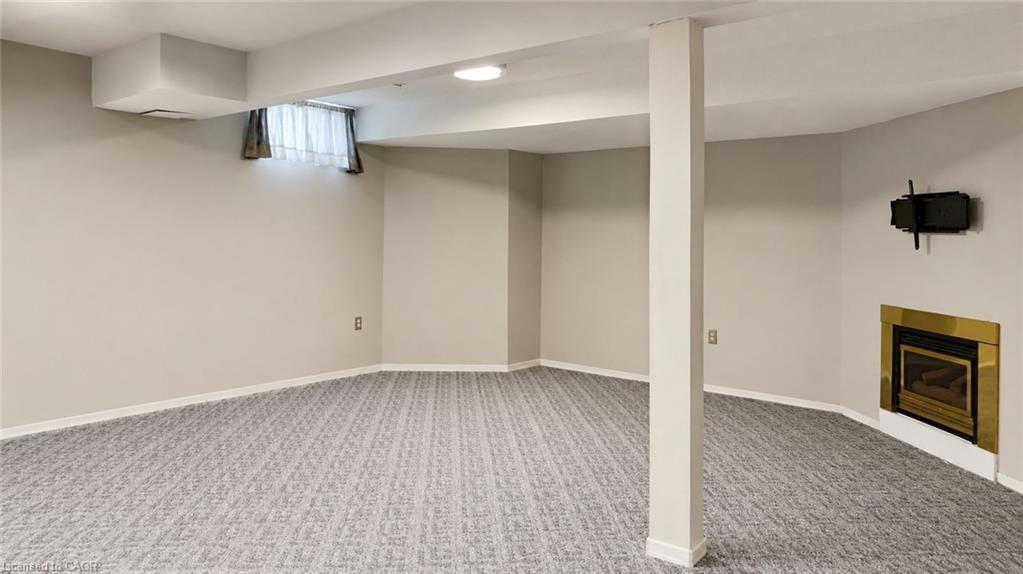 38-10 Holborn Court Property Photo 4