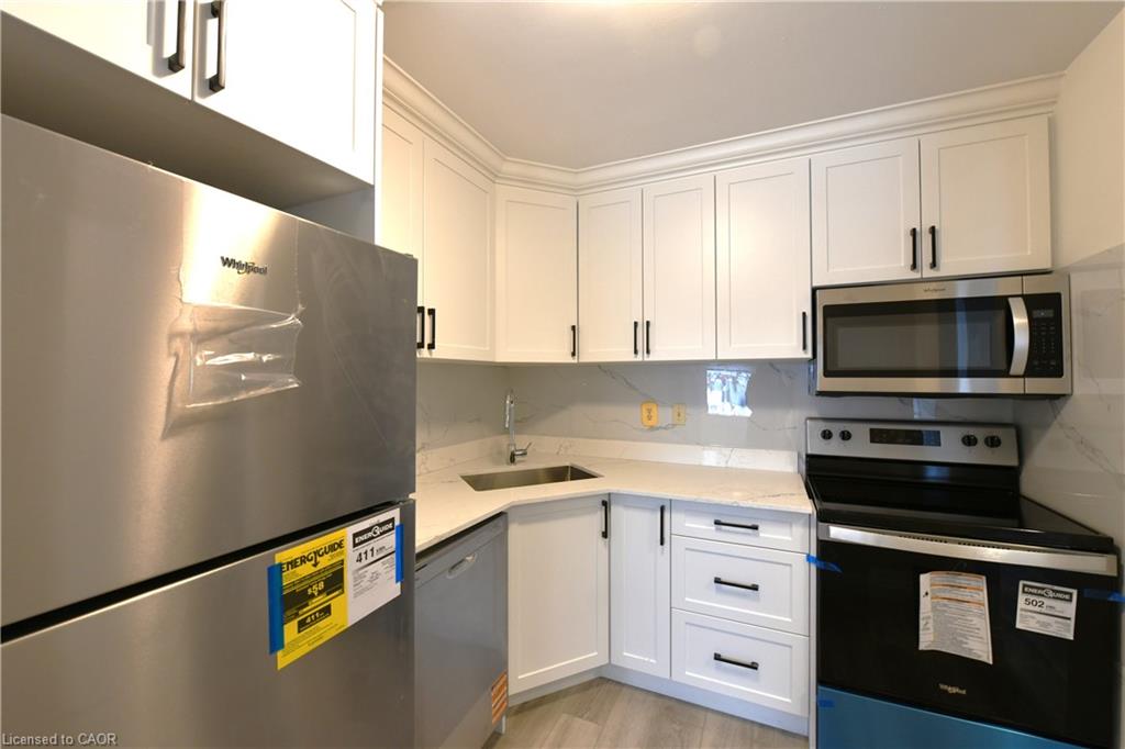 111-1247 Huron Street Property Photo 6