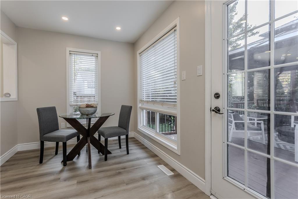5190 Wood Crescent Property Photo 15