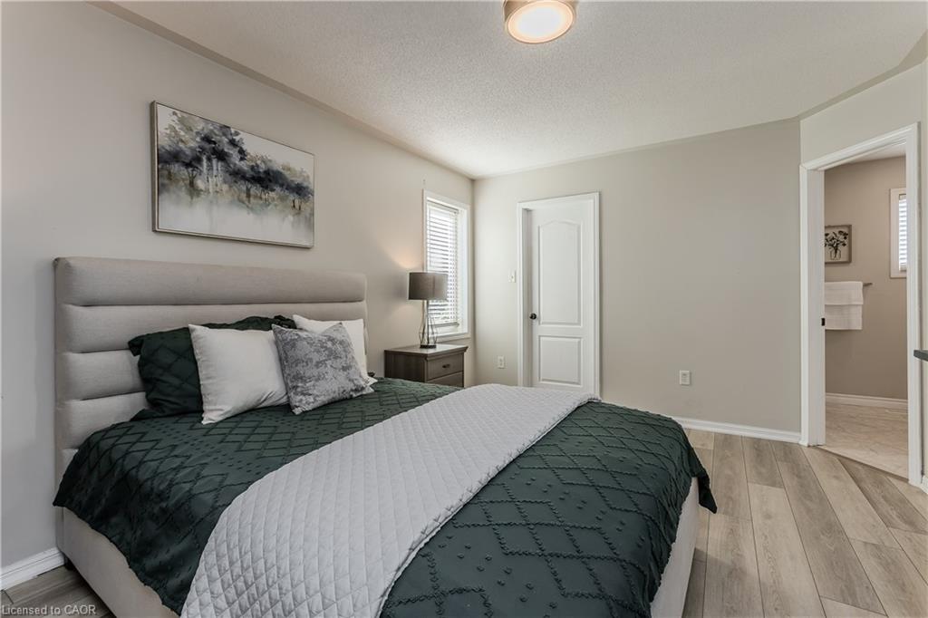 5190 Wood Crescent Property Photo 18