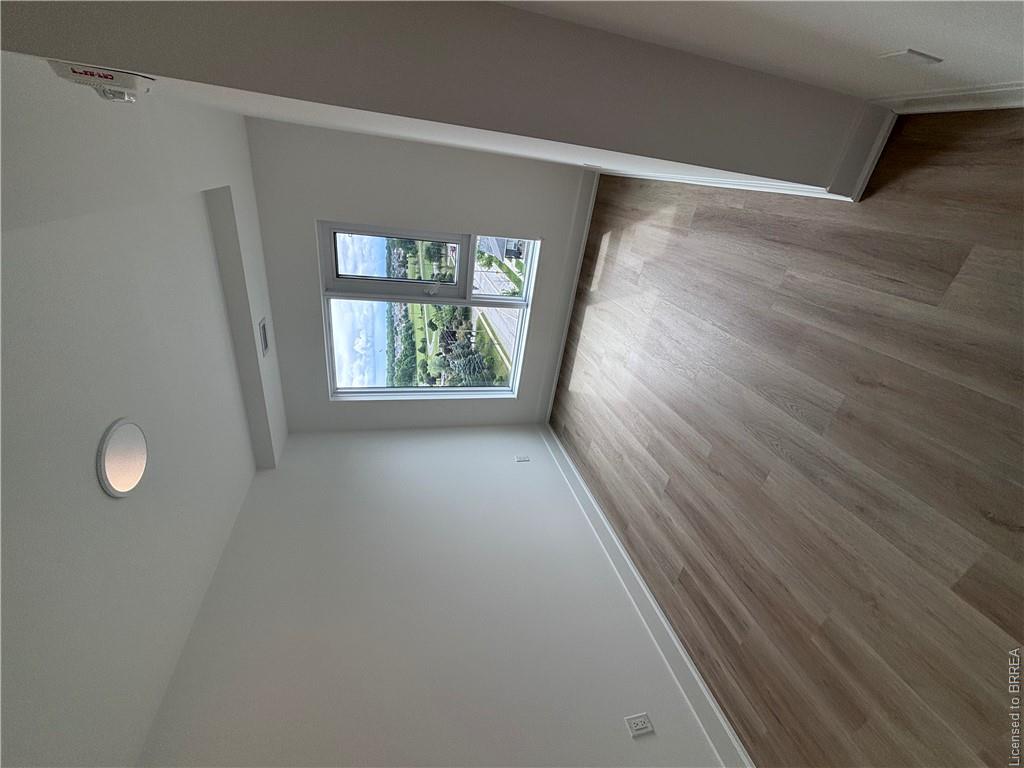 1002-575 Conklin Road Property Photo 7
