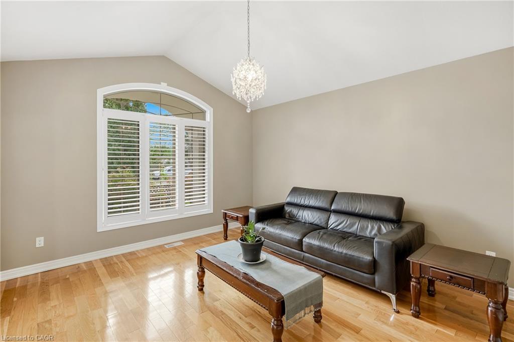17 First St Louth Property Photo 5