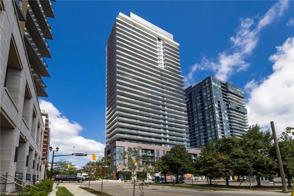 2110-2075 Lakeshore Road Property Photo 2