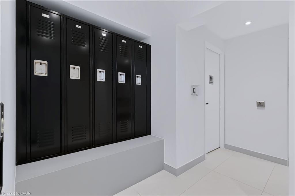 2110-2075 Lakeshore Road Property Photo 32