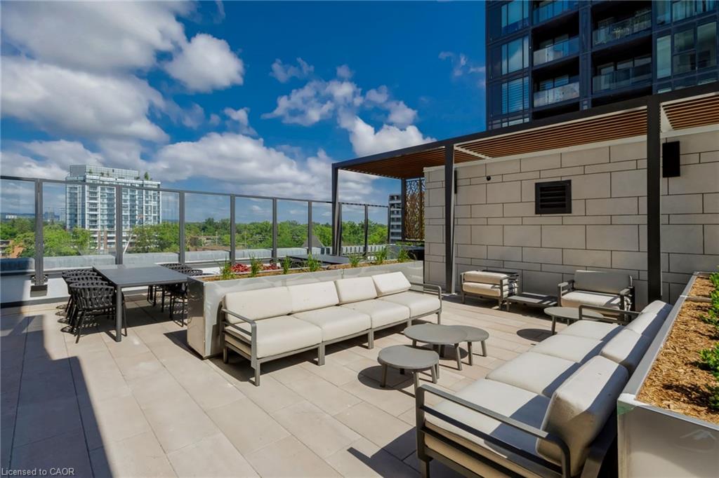2110-2075 Lakeshore Road Property Photo 35