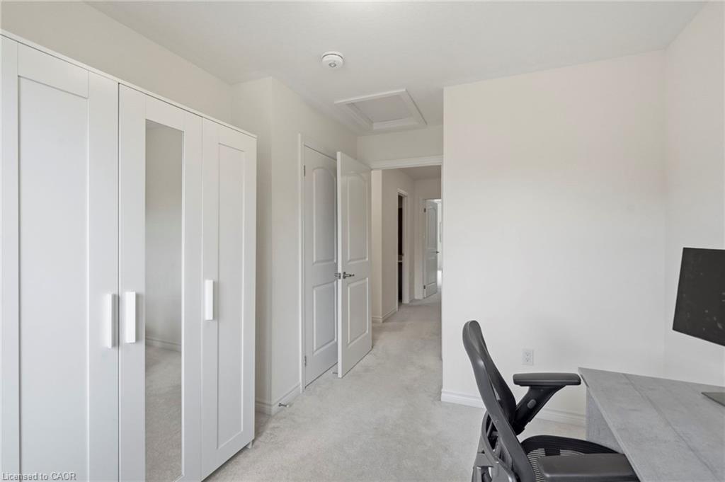 68-305 Garner Road W Property Photo 35