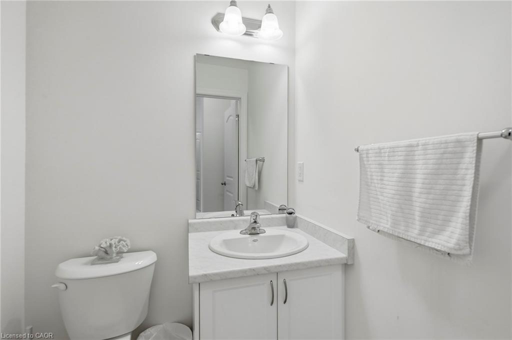 68-305 Garner Road W Property Photo 41
