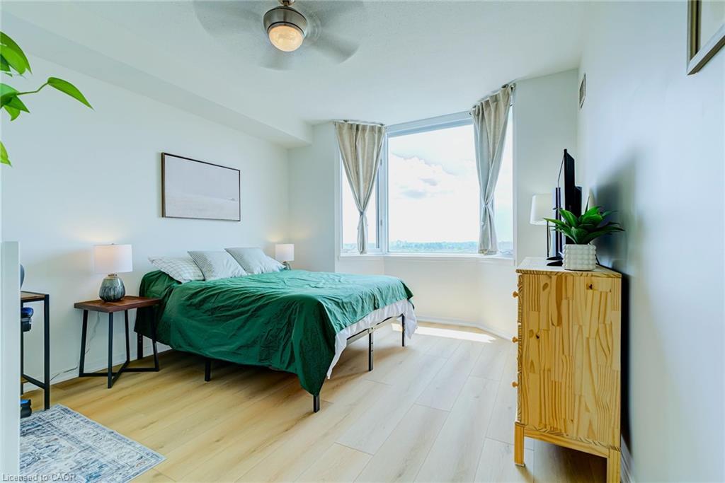 804-200 Limeridge Road W Property Photo 9