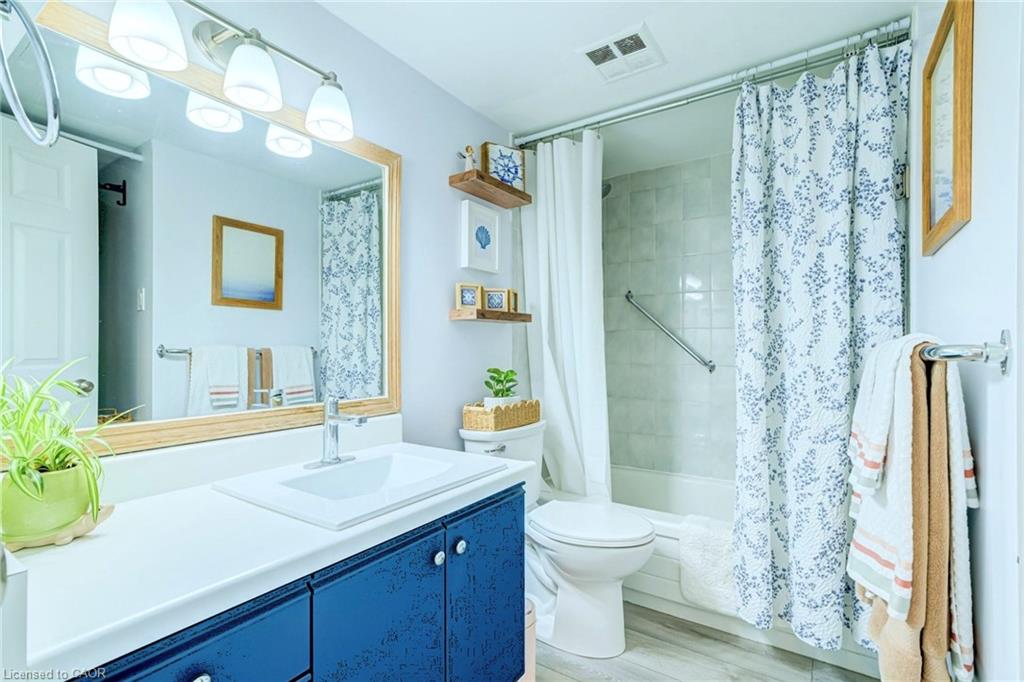 804-200 Limeridge Road W Property Photo 15