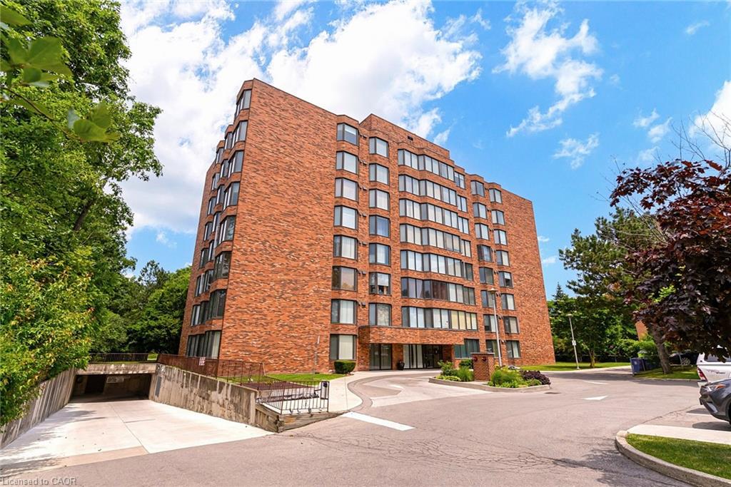 804-200 Limeridge Road W Property Photo 18